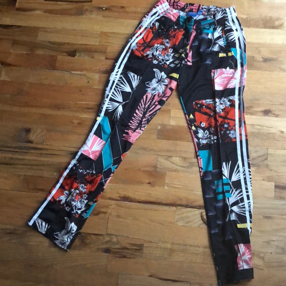 Size small adidas pants